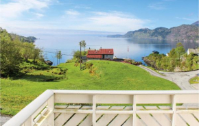 Awesome Home In Holmefjord With House Sea View